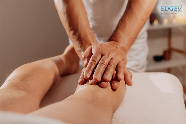 How does sports massage in Singapore therapy work